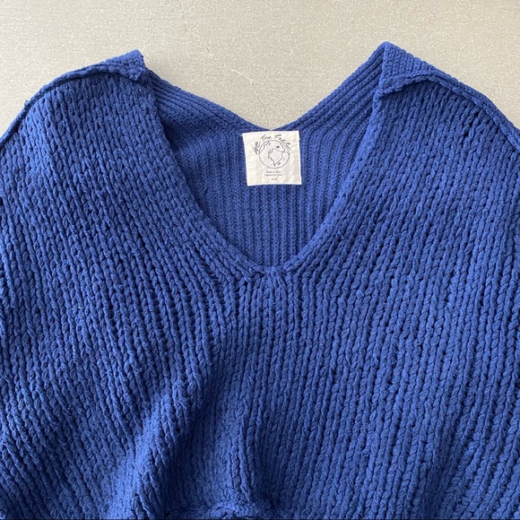 we the free sweater - Picture 4 of 4